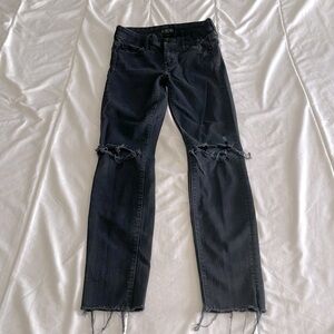 Mother Looker Ankle Fray Jeans in Guilty As Sin Size 24
